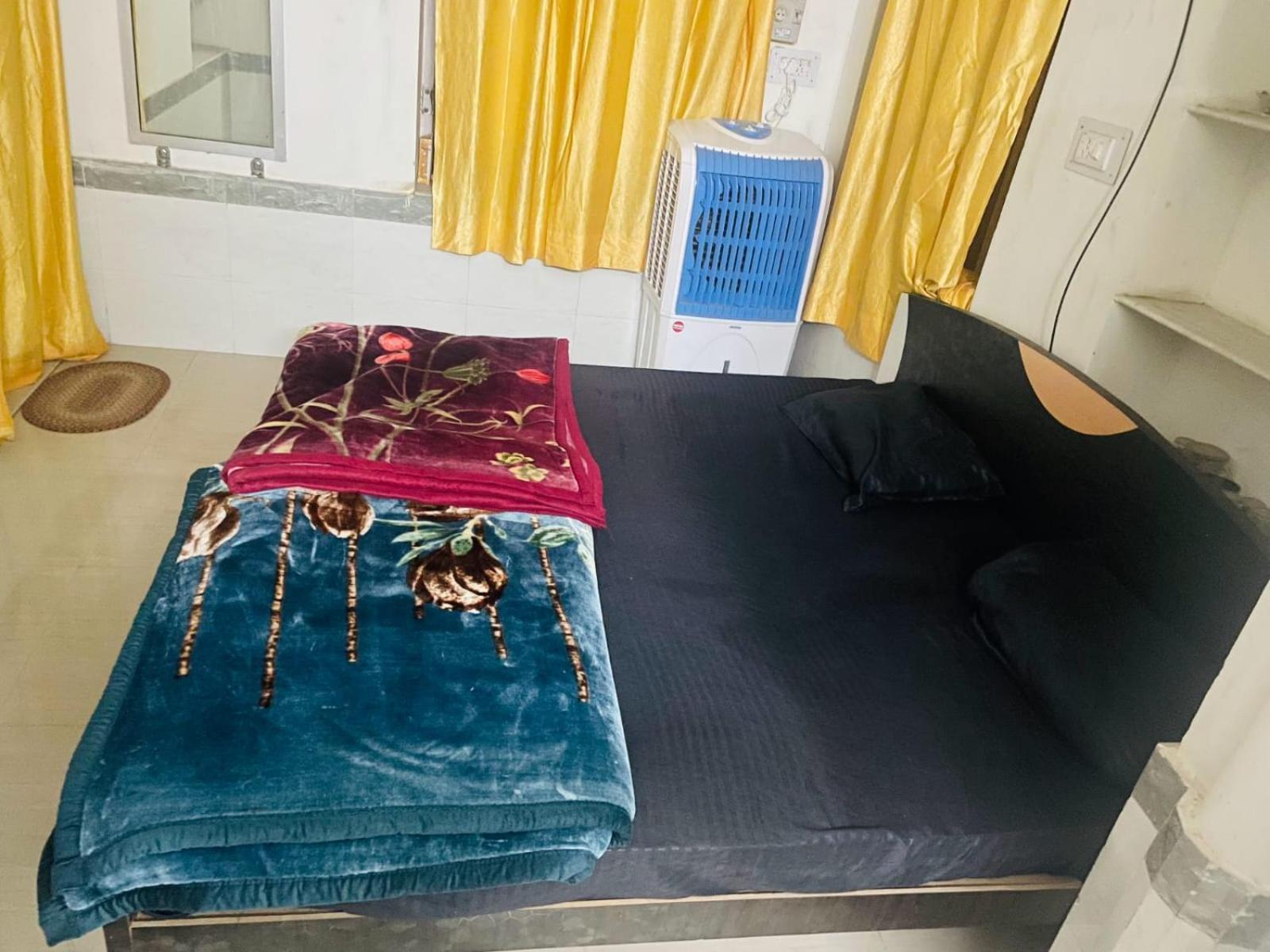 Lazy Staytion Pushkar Bagian luar foto