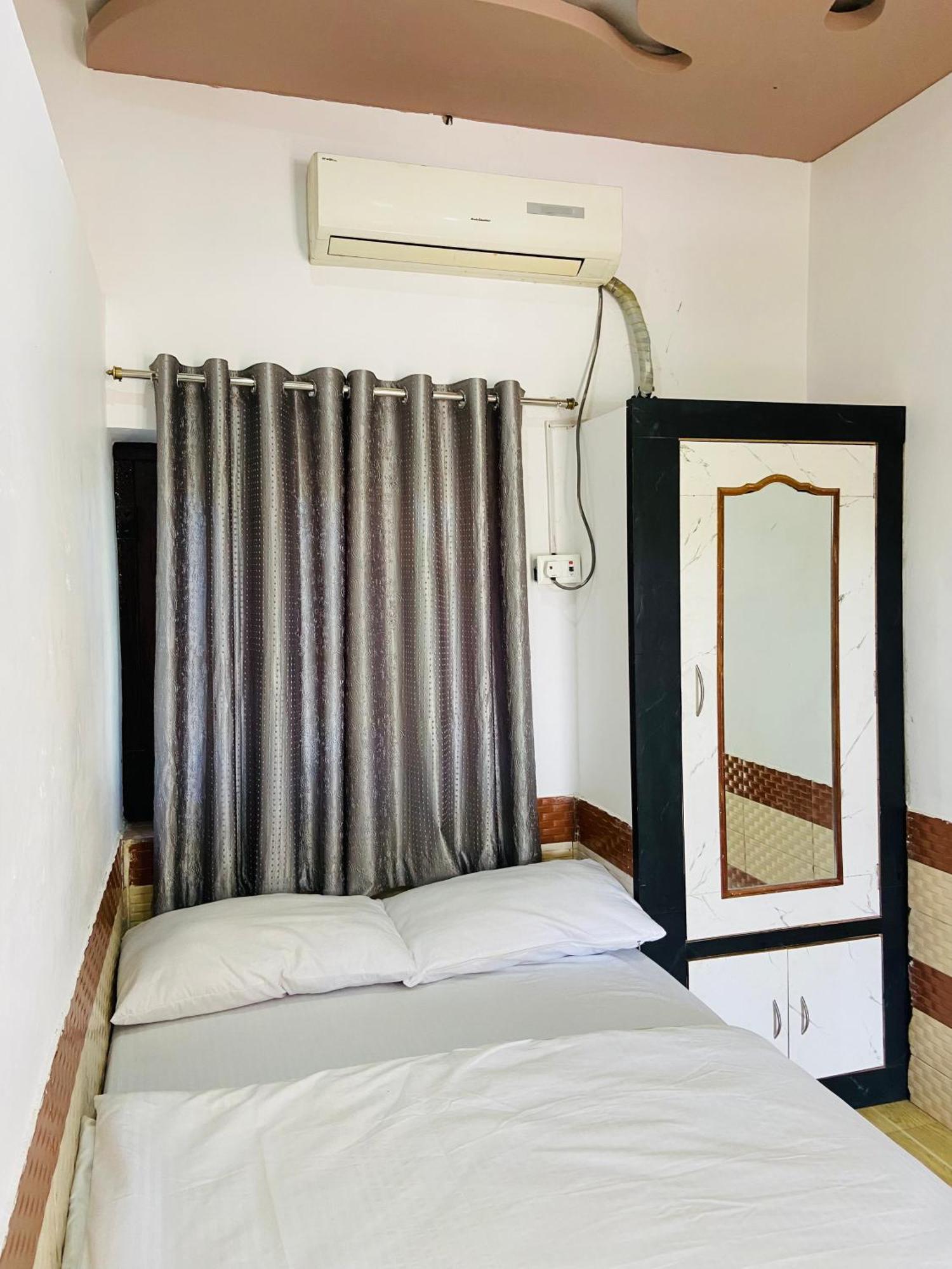 Lazy Staytion Pushkar Bagian luar foto
